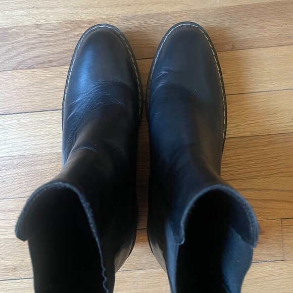 Lug sole Bootie - Picture 7 of 7